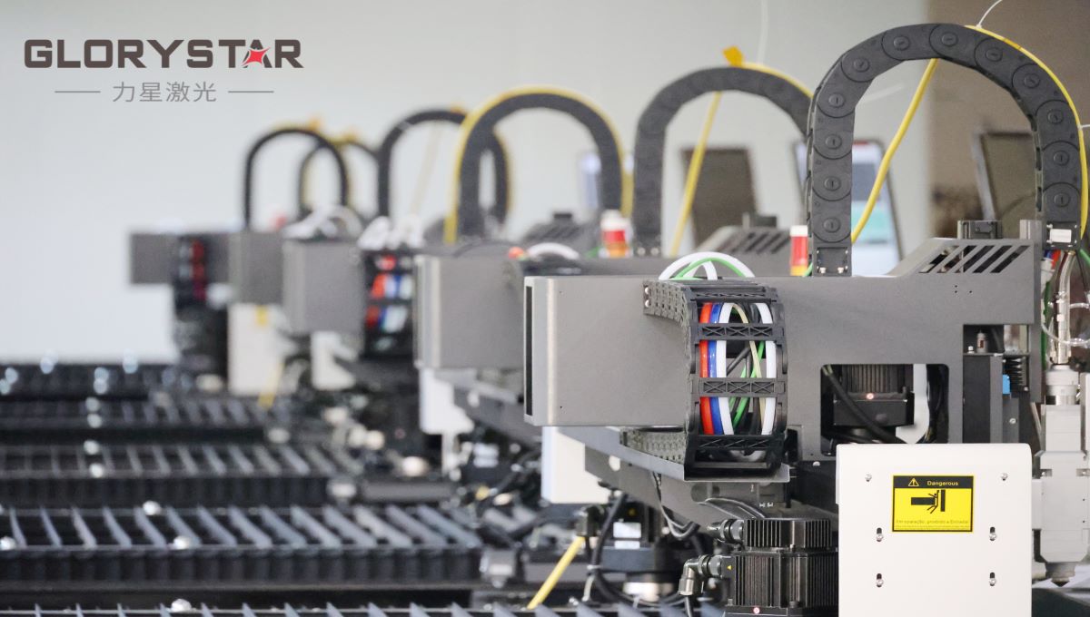 激光切割機鏡片出現油水怎么辦？看完你就學會